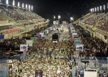 Rio pretende receber 2 milhões de turistas no Carnaval