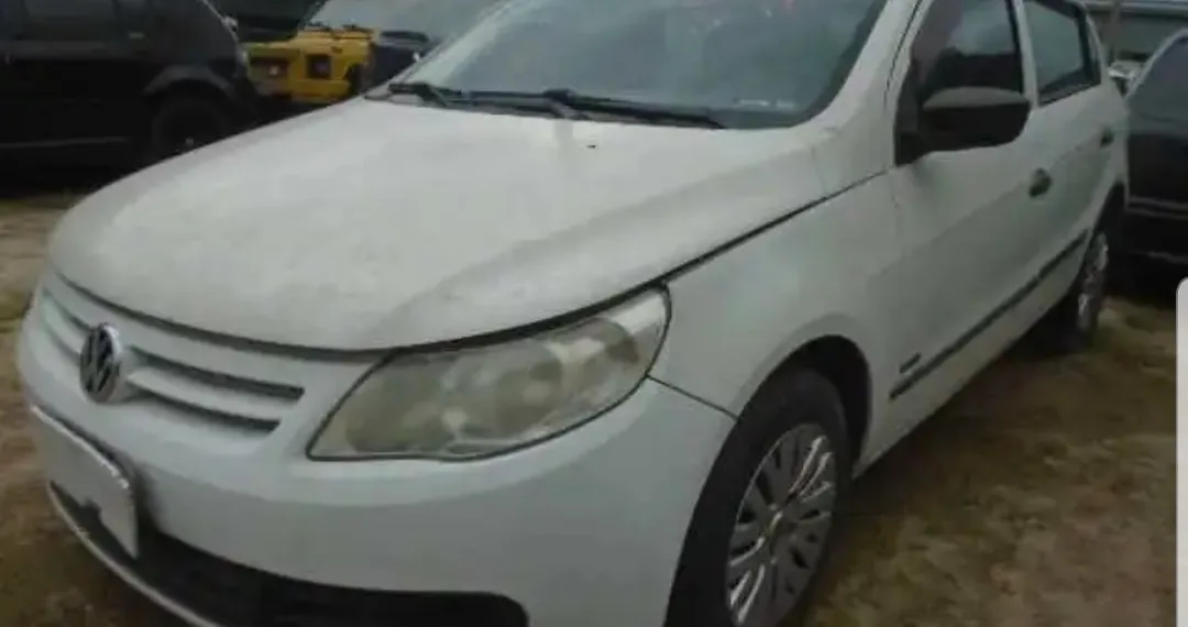 Detro realiza leilão de 596 veículos no Rio