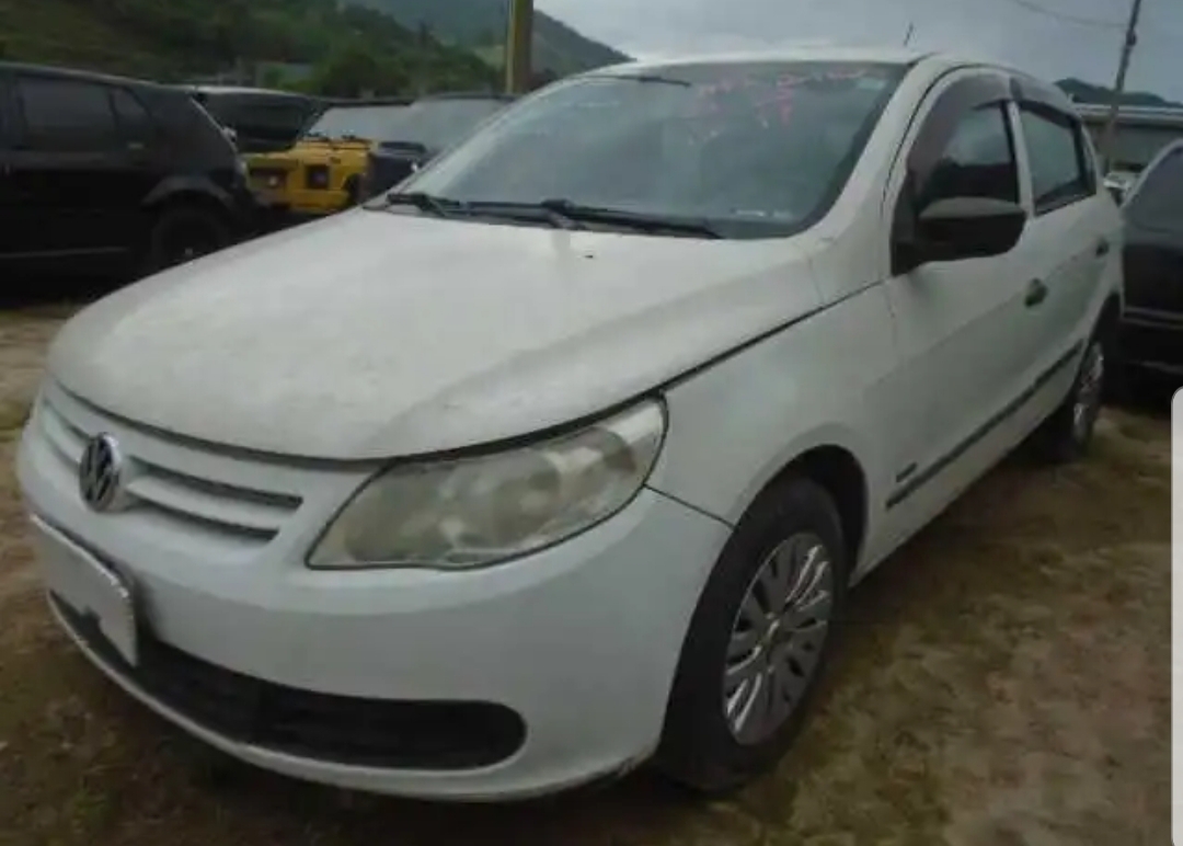 Detro realiza leilão de 596 veículos no Rio