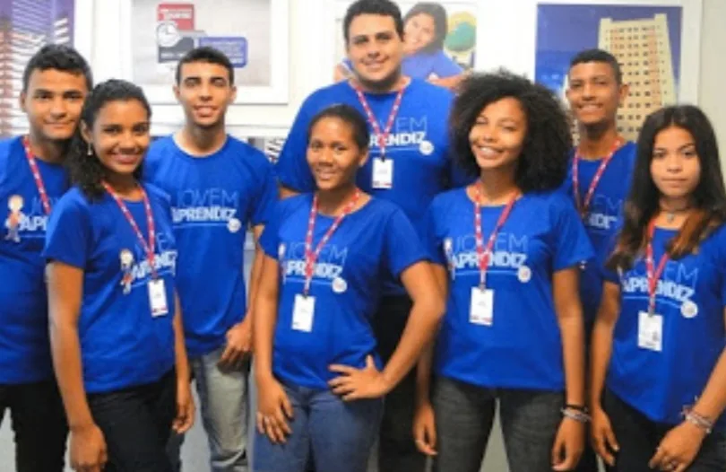 Caixa abre inscrições em estágio de nível médio para estudantes de todo Brasil com bolsa de R$ 1.000,00