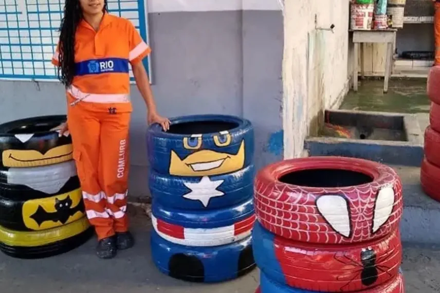 Pneus ganham cores e formas de super heróis pelas mãos de gari da Comlurb