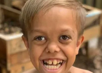Criança pede a mãe para morrer por causa de bullying em escola