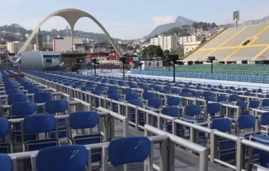 Sambódromo está todo reformado para receber as escolas de samba