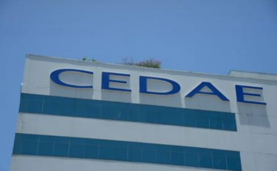 Ninguém se entende para indenizar consumidores da água podre no Rio