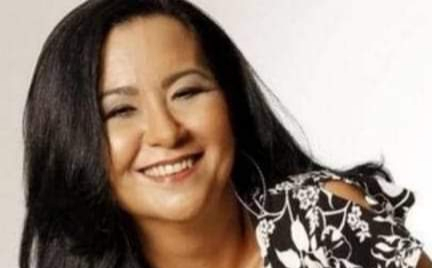 Morre aos 62 anos a cantora Claudia Telles