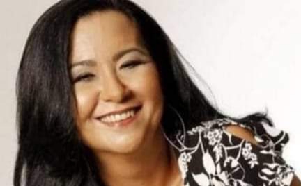 Morre aos 62 anos a cantora Claudia Telles