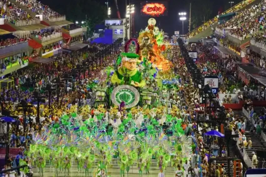 Secretaria de saúde atendeu 270 pessoas no sambódromo