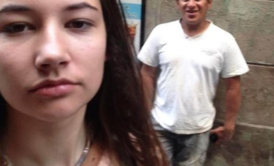 ESSA MULHER FICOU CANSADA DE RECEBER CANTADAS NA RUA E RESOLVEU TIRAR SELFIES COM ELES, VEJA O RESULTADO