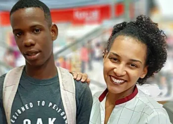 Isso é um pedido de Ajuda,para o Diogo que é engraxate no centro centro do RJ