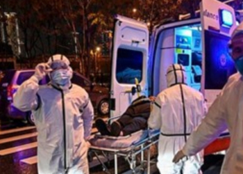 Uísque e mel: Esta foi a receita utilizada por um britânico para vencer o coronavírus