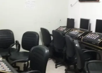 BINGO CLANDESTINO É FECHADO PELA POLÍCIA MILITAR NO RIO