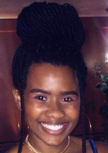 Jovem é morta por bala perdida no Rio