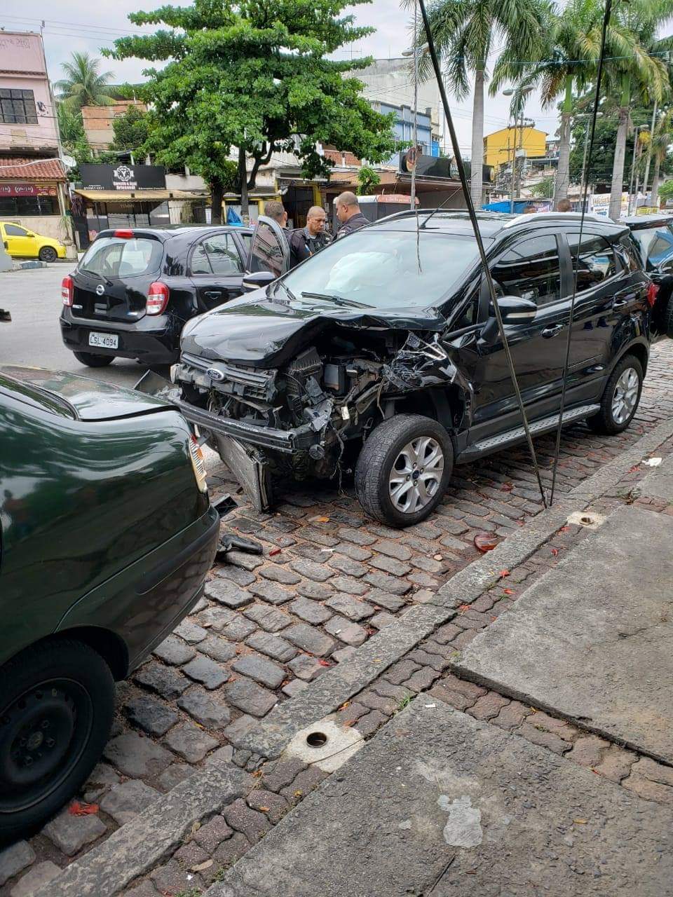 POLICIAL MILITAR É MORTO APÓS SER BALEADO EM ARRASTÃO NO RIO