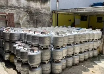 EM AÇÃO SOCIAL, PETROLEIROS VÃO VENDER GÁS DE COZINHA NO RIO A R$ 25 NESTA QUINTA-FEIRA