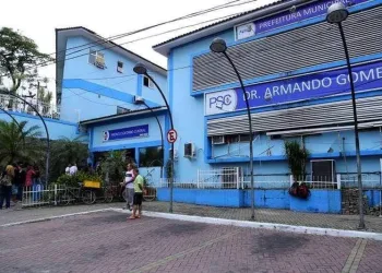 Criança de 6 anos  é atingida por bala perdida no Rio