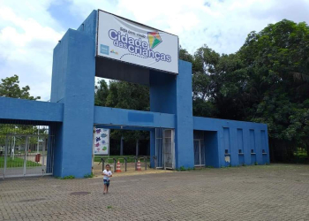 Cidade das crianças,  um elefante branco em Santa Cruz!! Descaso