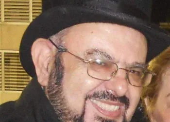 Morre José Mojica Martins,  o Zé do caixão