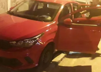 Policia recupera carro roubado em Campo Grande