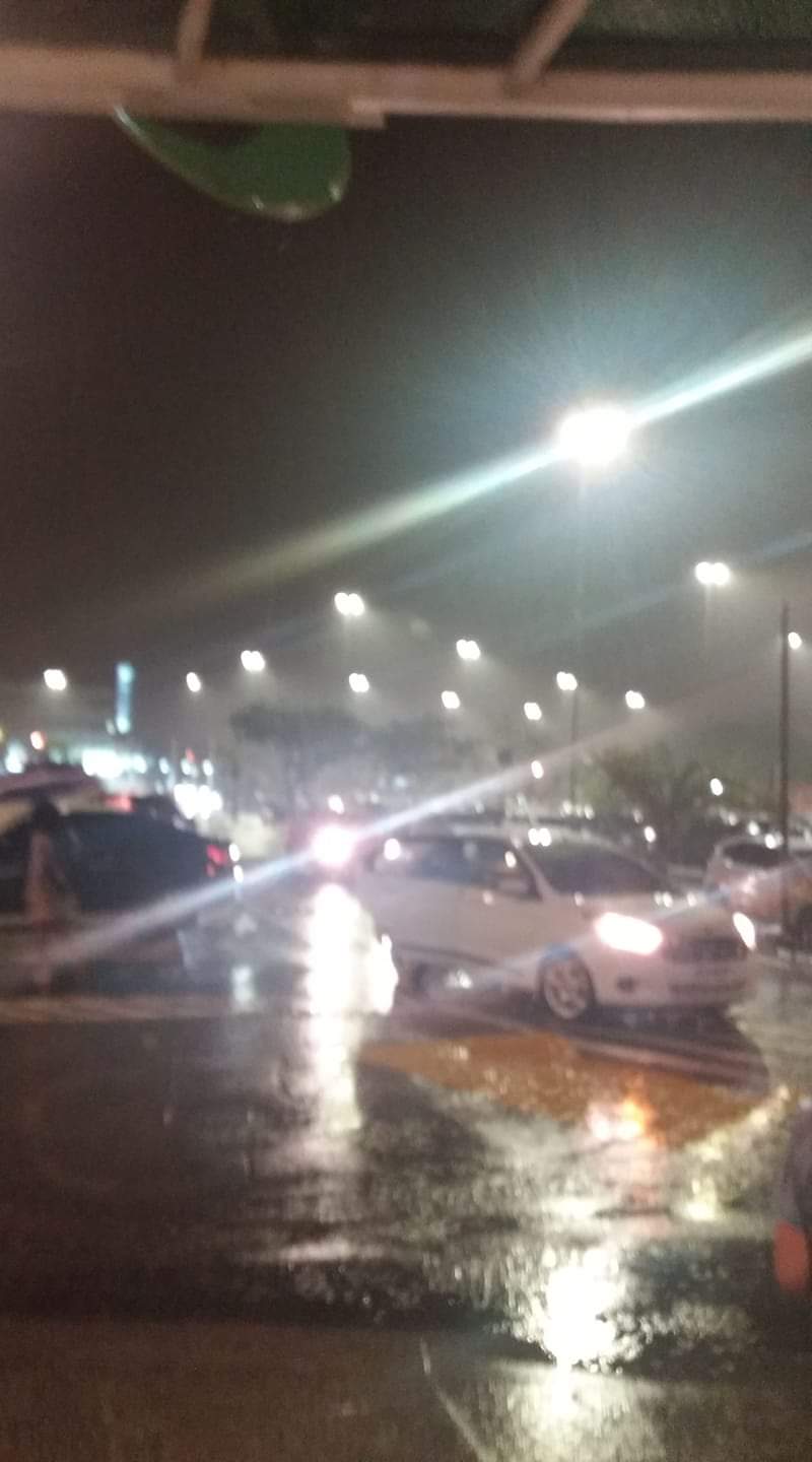 Dilúvio na Zona Oeste!! Chuvas castigam vários bairros