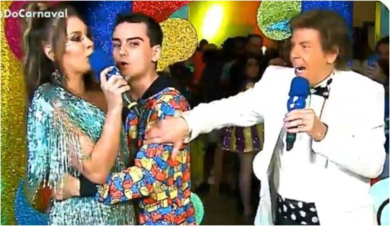 Simony decide abandonar transmissão da RedeTV e reclama: ‘Me senti um nada’