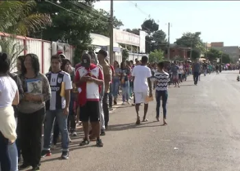 Cerca de 25% dos desempregados procuram emprego há mais de dois anos