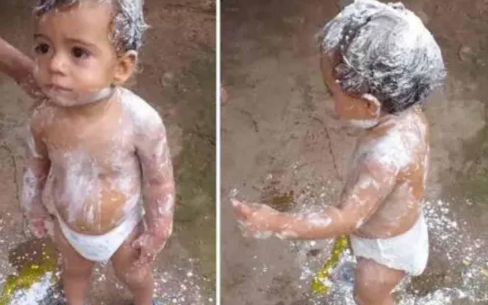 Mãe é criticada por comemorar 1 ano do filho com ovada e farinha