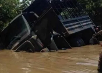 Exército socorre população de Seropédica após chuvas no RJ