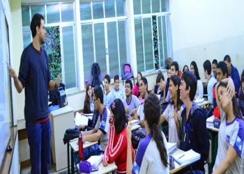Inscrições para contratação temporária de professores começam nesta sexta-feira