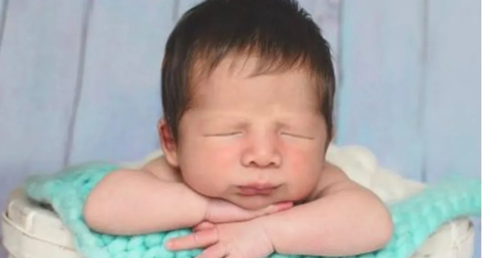 Ensaio newborn, Jake, filho de Pyong Lee do BBB 20, encanta a web