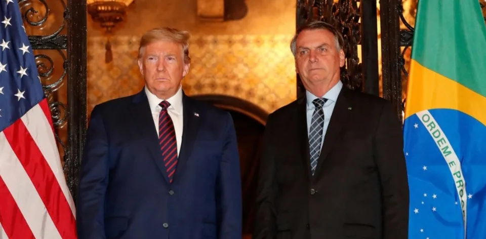 Trump e Bolsonaro  assinam acordo de desenvolvimento militar