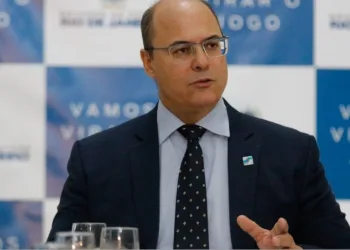 Witzel, governador do Rio, decreta estado de emergência por causa do coronavírus e faz alerta