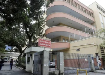 PACIENTE COM CORONAVÍRUS EM ESTADO GRAVE NO RIO É MÉDICO DE HOSPITAL PÚBLICO