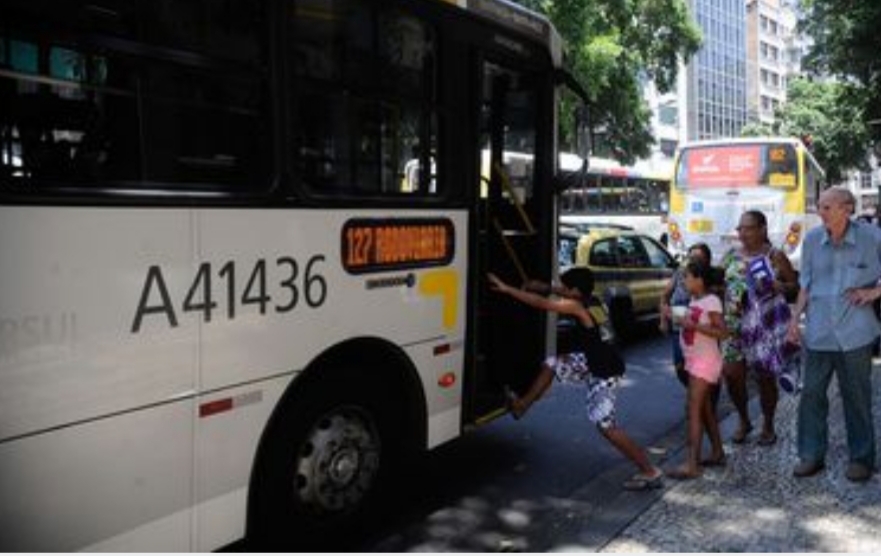 Rio restringe circulação de ônibus intermunicipais