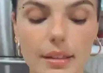 Isis Valverde pede para pessoas ficarem em casa, mas mostra empregada trabalhando normalmente