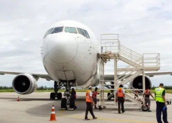 Aeroporto de Cabo Frio ignora decretos e segue funcionando normalmente