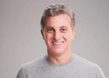 LUCIANO HUCK PEDE AÇÃO URGENTE DO GOVERNO FEDERAL