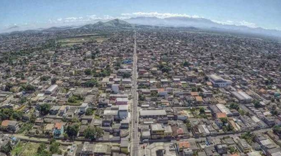 Traficantes ameaçam comerciantes que aumentarem preços em comunidade no Rio