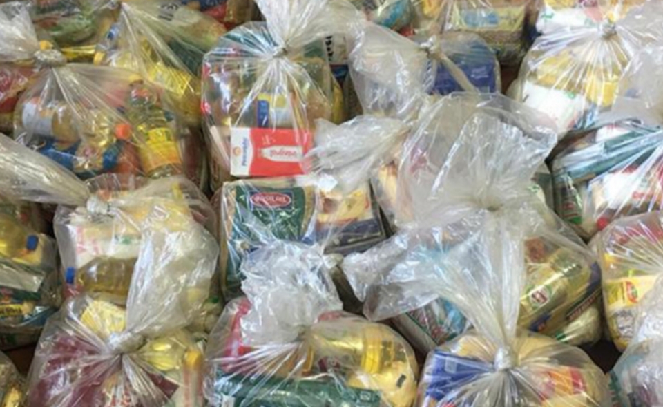 Supermercados poderão fornecer cestas básicas a alunos de escolas municipais do Rio
