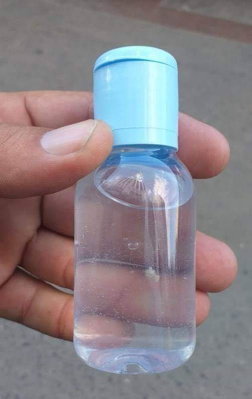 FRASCOS DE ÁLCOOL EM GEL ADULTERADOS SÃO APREENDIDOS NA ZONA OESTE