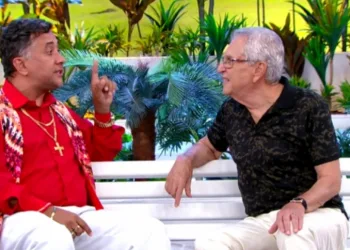 Mauricio Manfrini, o Paulinho Gogó, deixa a ‘A Praça É Nossa’ após 16 anos