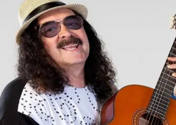 Morre o cantor e compositor Moraes Moreira