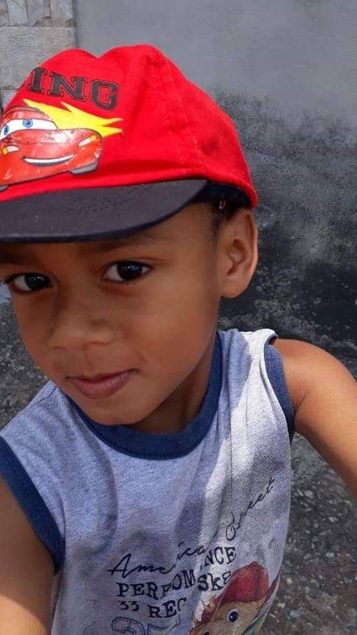 PITBULL PEGA CRIANÇA PELO PESCOÇO E MATA EM CAMPO GRANDE!!