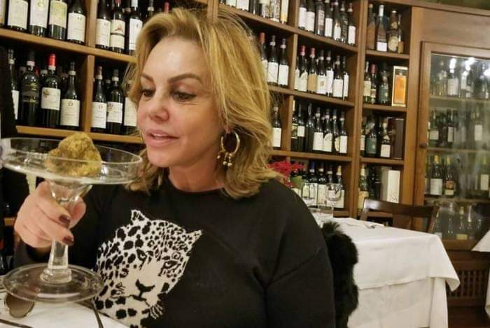 Rita Cozzolino, mulher do dono da marca de refrigerantes Pakera, morre de Covid-19