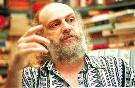 Aldir Blanc morre aos 73 anos de covid-19, no Rio de Janeiro