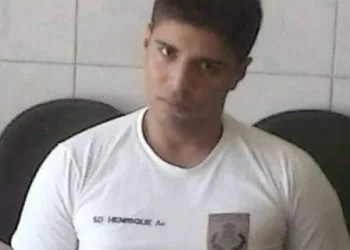 POLICIAL MILITAR ACUSADO DE MATAR O PRÓPRIO PAI NO RIO É EXPULSO DA PM!