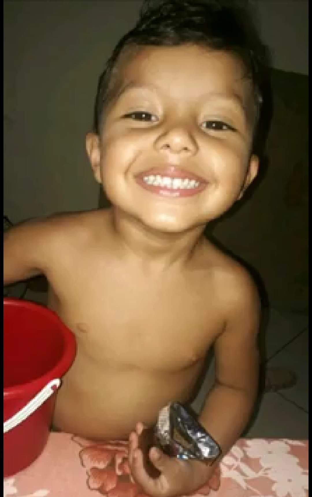 QUANDO UMA MÃE E UM PAI CHORA, TODOS CHORAM JUNTOS…DESCANSE EM PAZ RYAN