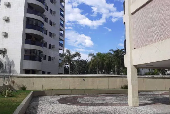 Homem de 30 anos é preso após matar a mãe espancada na Barra