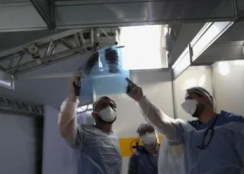 Um em cada 5 médicos diz que está capacitado para atender covid-19