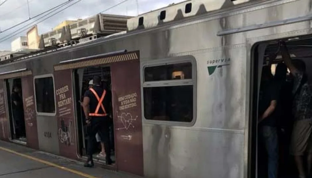 SuperVia aumenta número de assentos e venderá passagem apenas a pessoas com máscaras