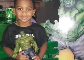 Criança de 4 anos é assassinada em sua festa de aniversário no Rio